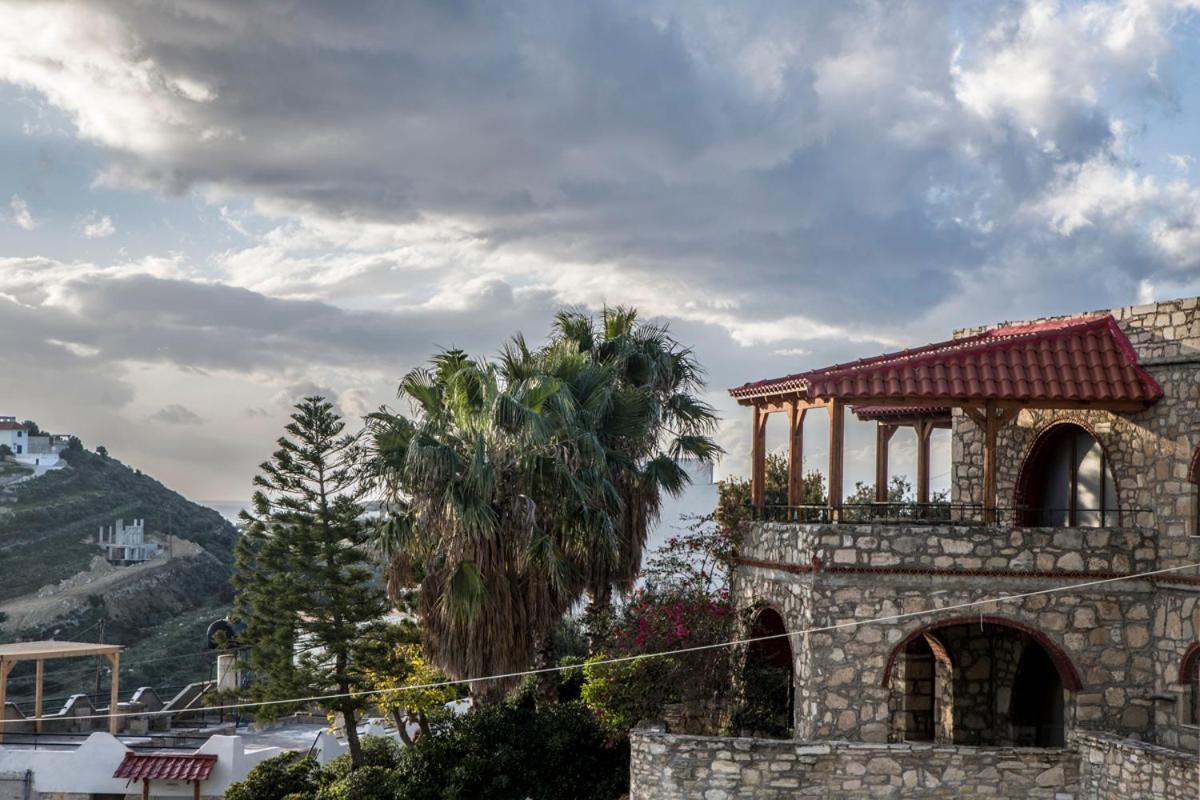The View Villa Камиларион Екстериор снимка