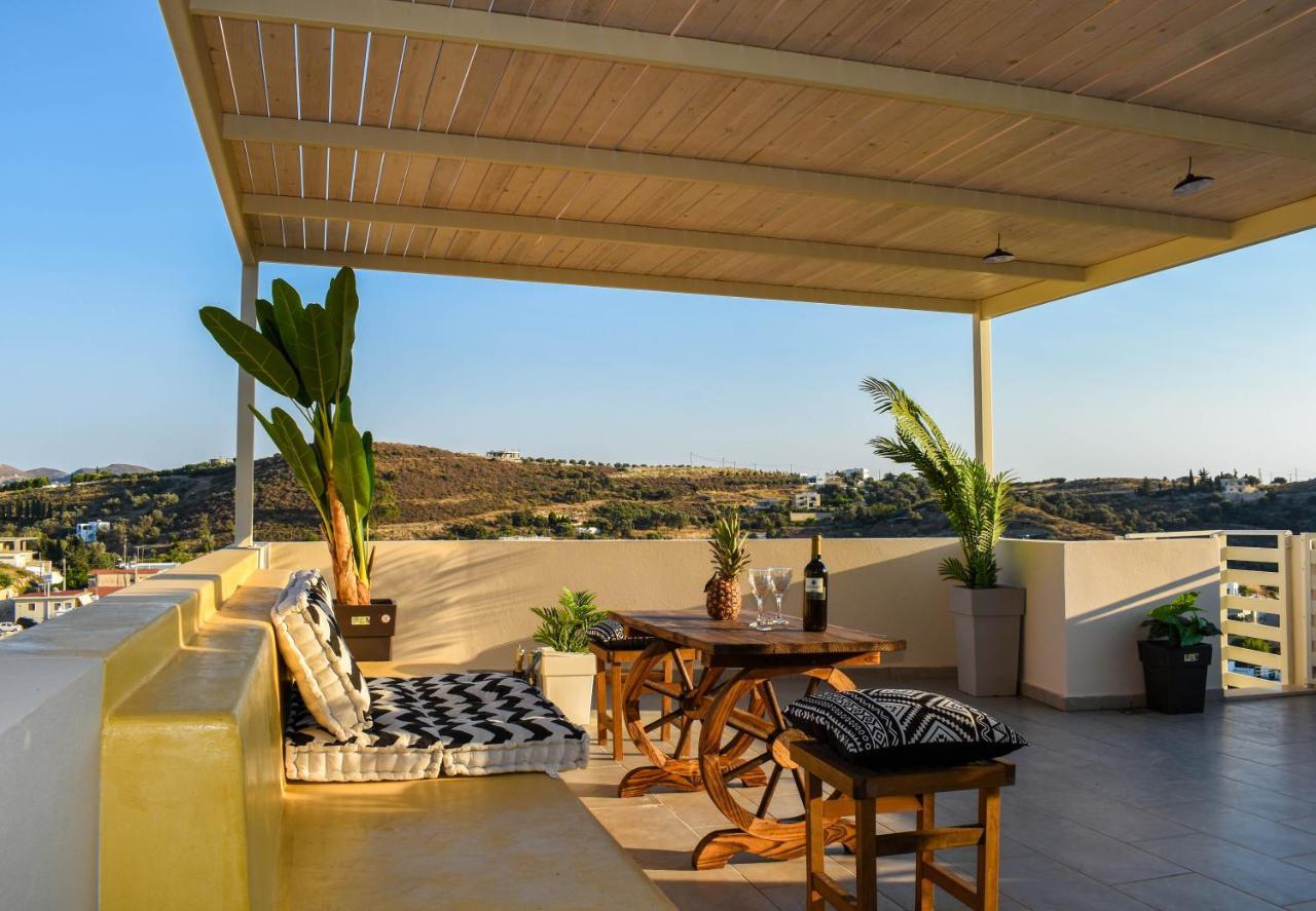 The View Villa Камиларион Екстериор снимка